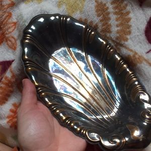 Vintage silver dish Neptune 1847 Rogers Bros
IS
